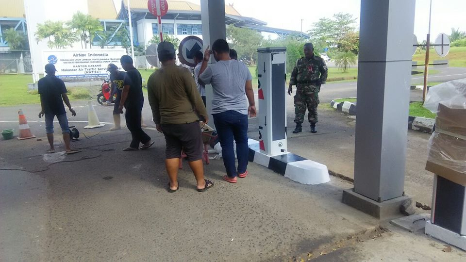 BANDARA SULTAN HASANUDIN KANTOR AIRNAV INDONESIA 